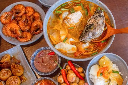 Ngày Tựu Trường – Đón Năm Học Mới Trọn Vẹn Với Những Món Cơm Ngon Đúng Điệu Từ Bếp Huế!
